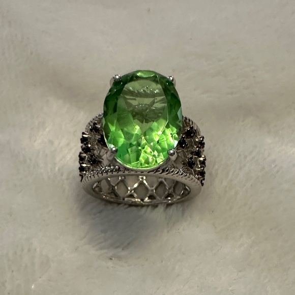 NEW CHARTREUSE QUARTZ THAI BLACK SPINEL RING PLATINUM OVER STERLING SILVER SZ 8 - Picture 10 of 16